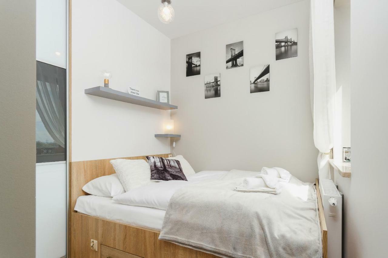 Apartamento Dąbska By Renters Cracovia
